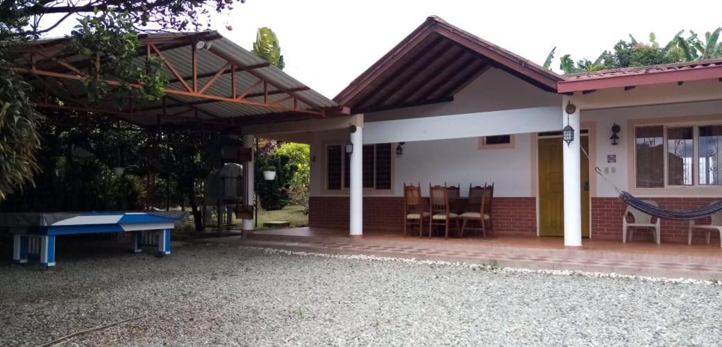 Hotel Campestre Las Bailarinas Armenia  Zewnętrze zdjęcie